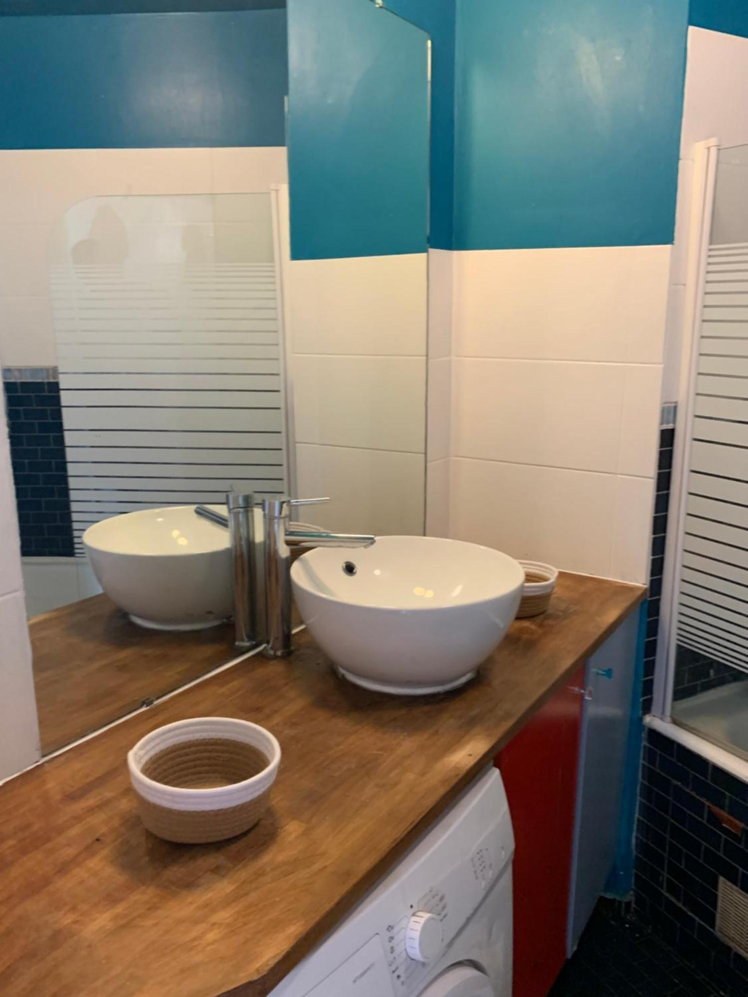 Paris La Defense - Santorin Apartment With Jacuzzi Курбевуа Экстерьер фото